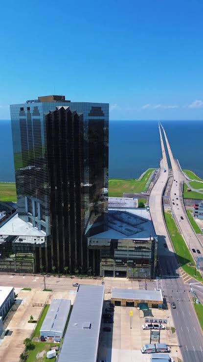 Aerial — Lakefront View